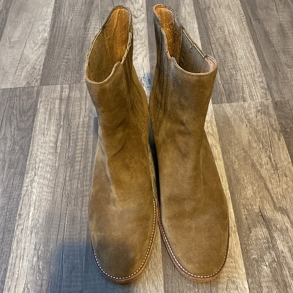 The Autumn High Chelsea Boot in Suede - Picture 4 of 11